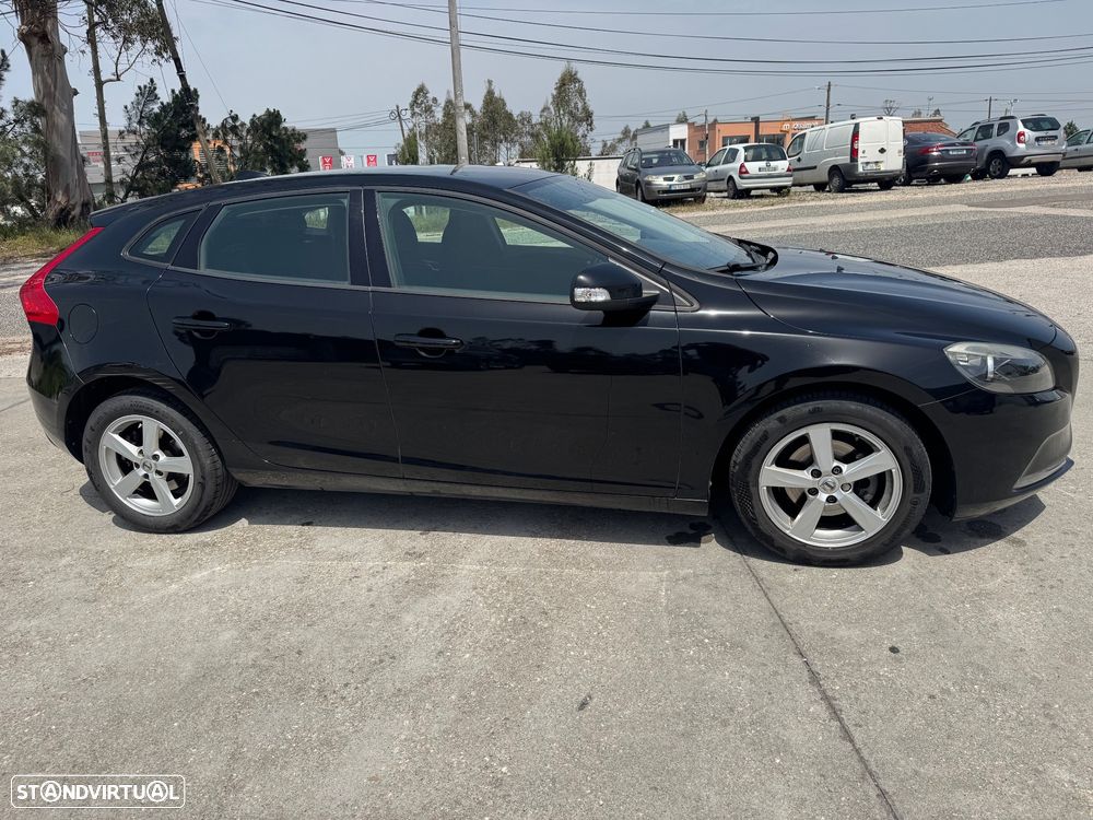 Volvo V40 2.0 D2 Kinetic - 6