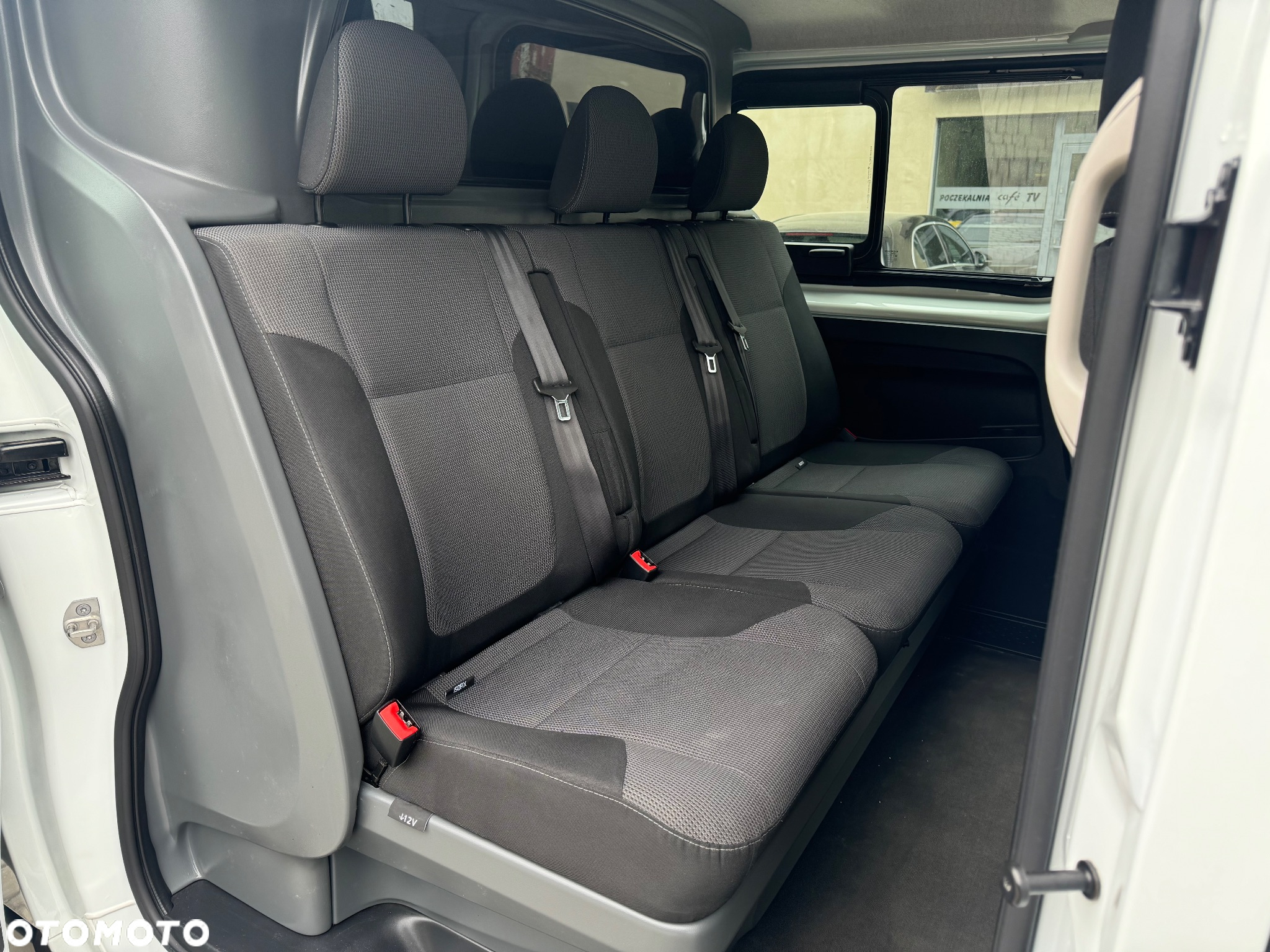 Renault Trafic - 12