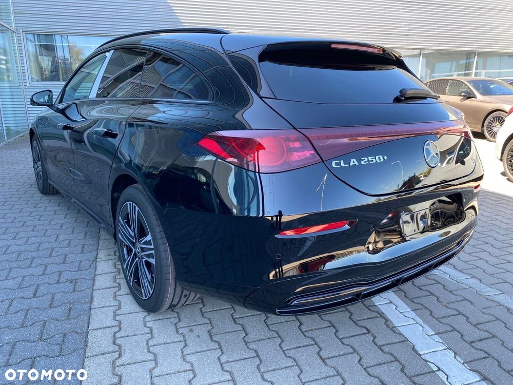Mercedes-Benz CLA - 2