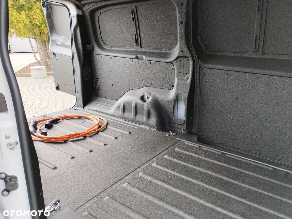 Toyota PROACE - 11