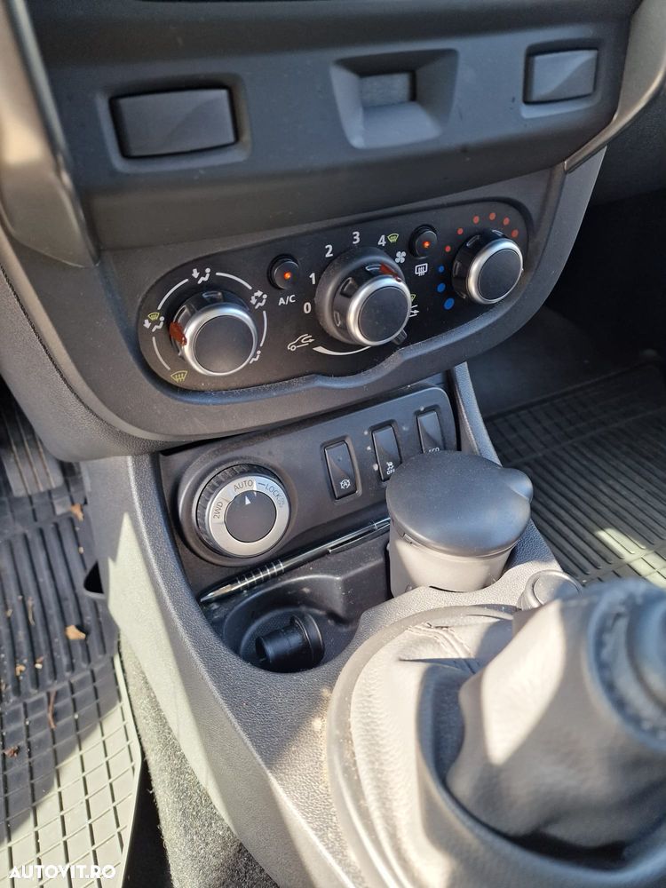 Dacia Duster 1.5 dCi 4WD Comfort - 4