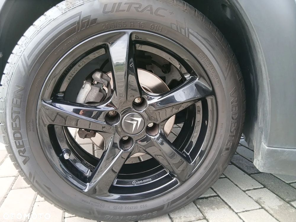 Citroën C3 1.2 PureTech Shine - 18