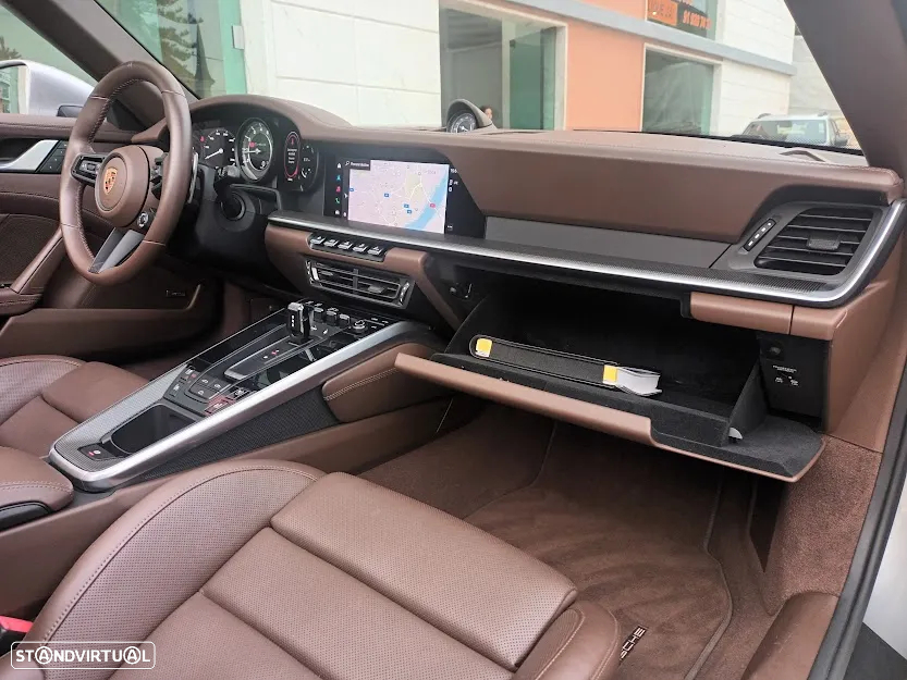 Porsche 911 (992) Turbo S PDK - 43