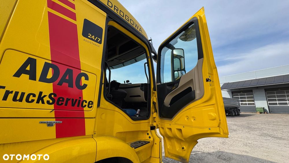 Mercedes-Benz ACTROS - 6