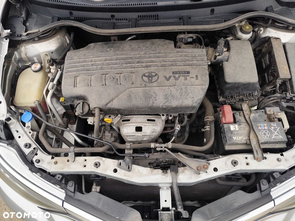 Toyota Auris 1.33 VVT-i Active - 15