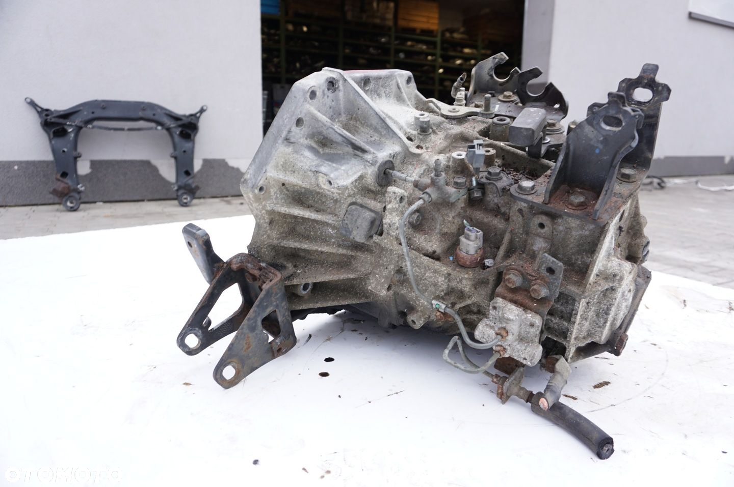 SKRZYNIA BIEGÓW 33111-02050 TOYOTA AURIS 2 1.4 D4D - 4