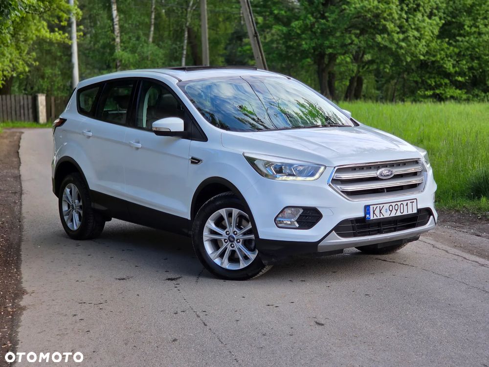 Ford Kuga 2.0 TDCi 2x4 Titanium - 1