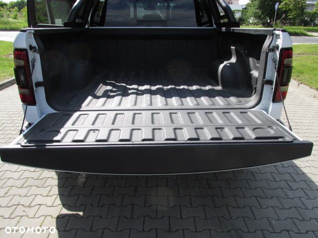 RAM 1500 Crew Cab Shortbed Bighorn - 12