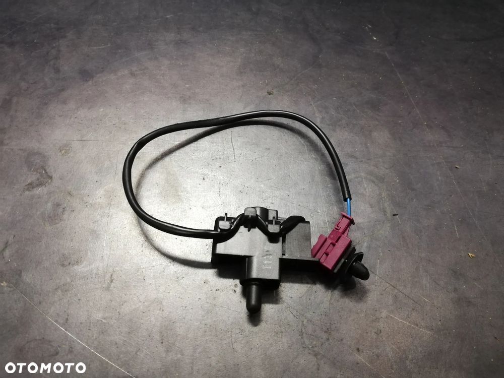 WYŁĄCZNIK KRAŃCOWY MERCEDES SL R231 SL OE A1728207910 - 1