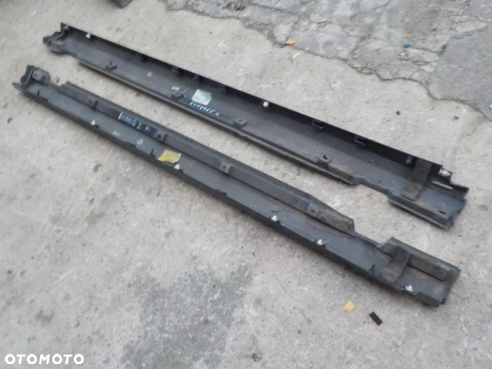 RANGE ROVER EVOQUE LISTWA PROGOWA LEWA LUB PRAWA - 2