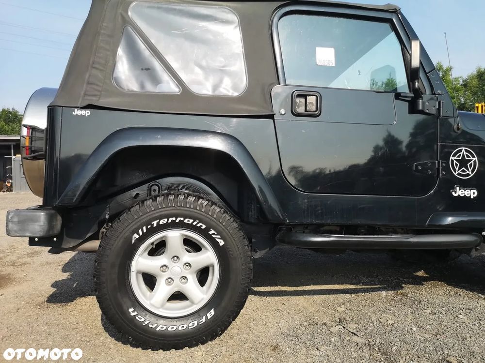 Jeep Wrangler - 21