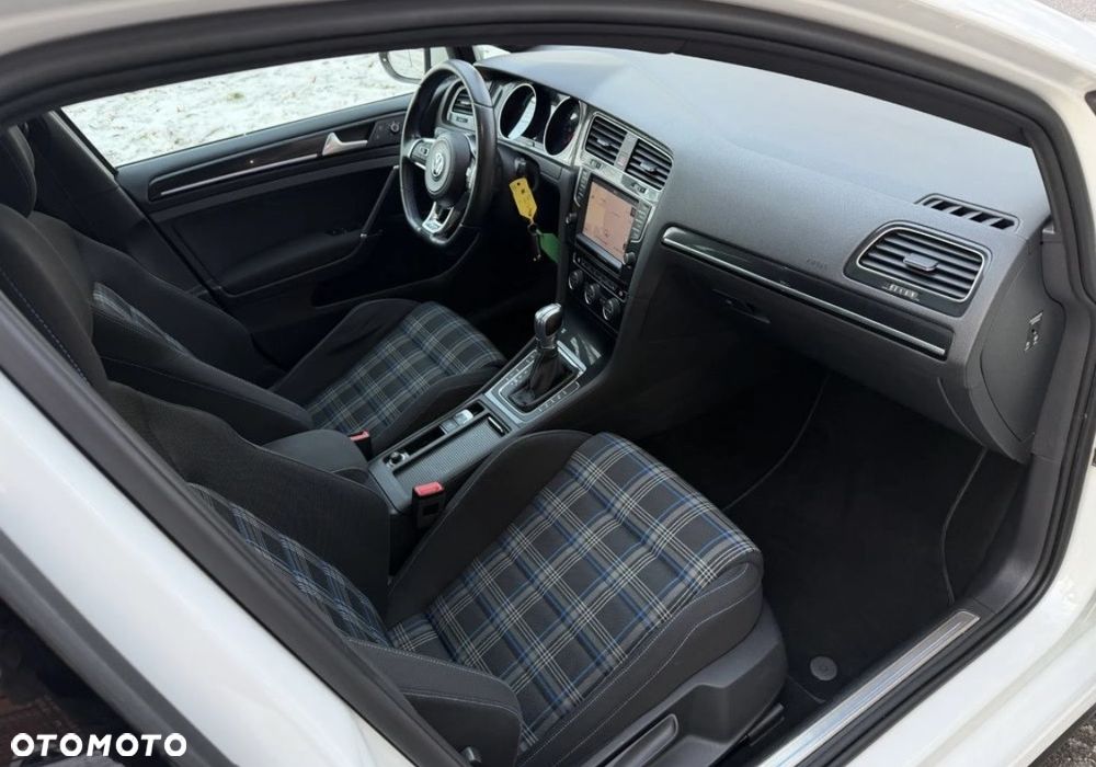 Volkswagen Golf 1.4 TSI Plug-In-Hybrid GTE - 13