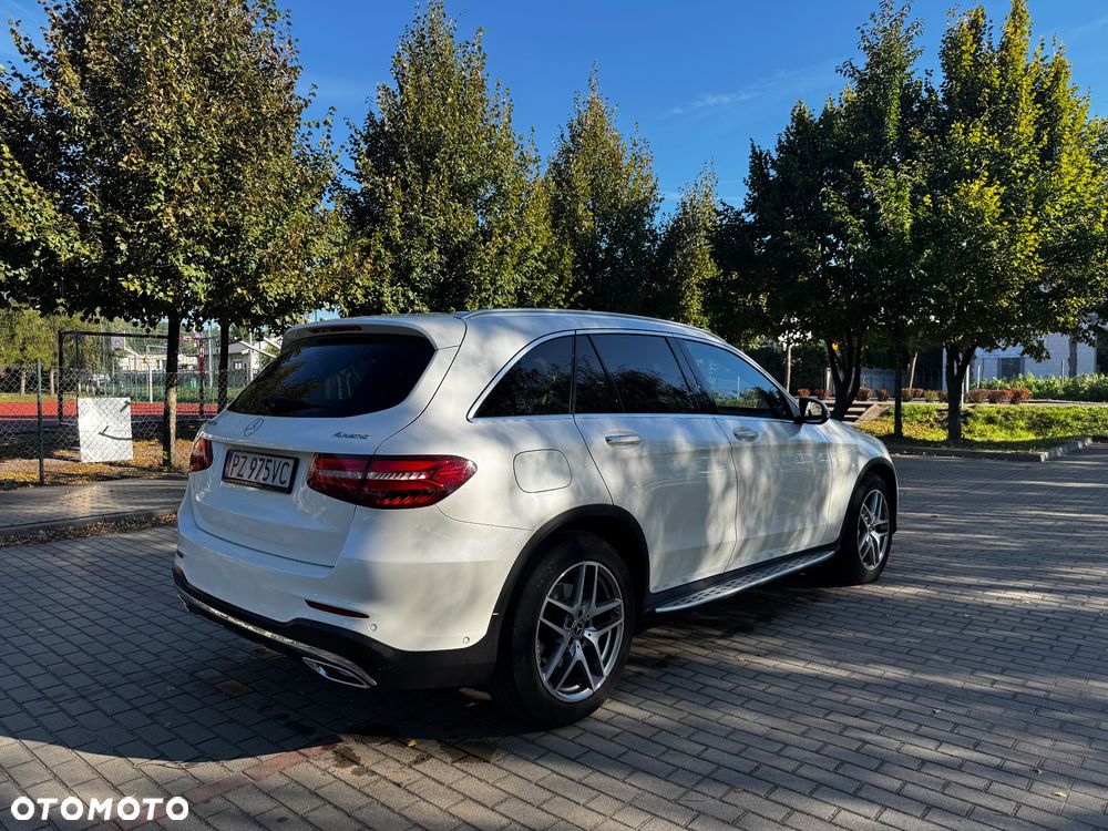 Mercedes-Benz GLC 220 d 4-Matic - 4