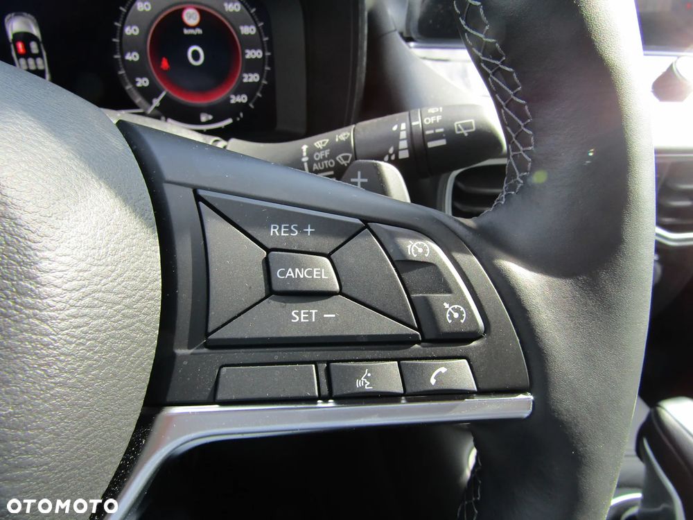 Nissan Juke 1.0 DIG-T N-Connecta DCT - 11