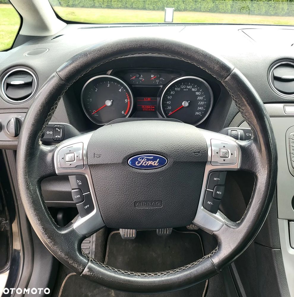 Ford Galaxy 1.8 TDCi Ambiente - 18