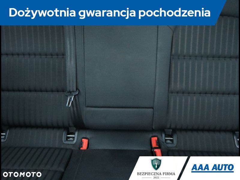 Audi A4 Limousine - 12