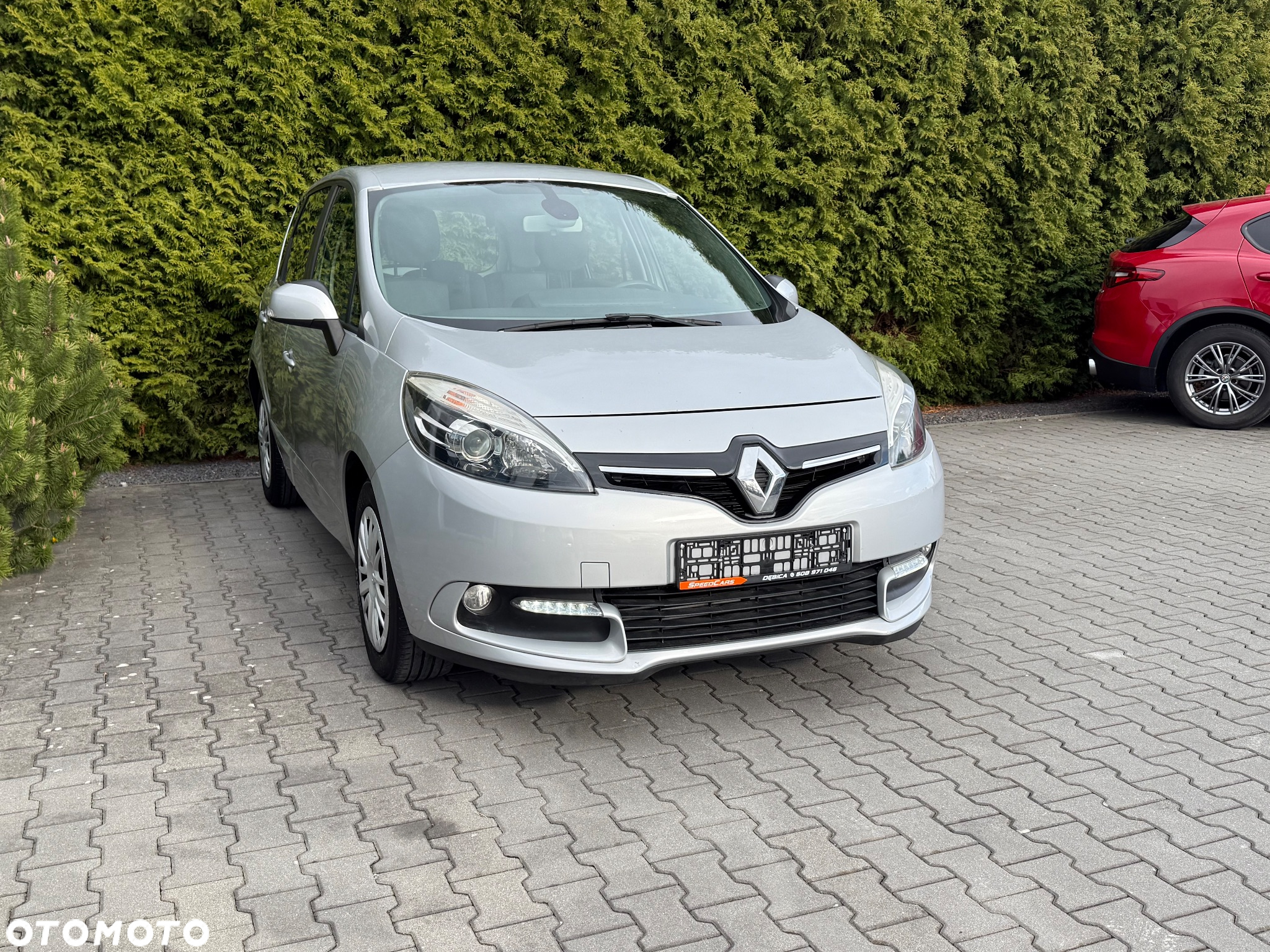 Renault Scenic - 2