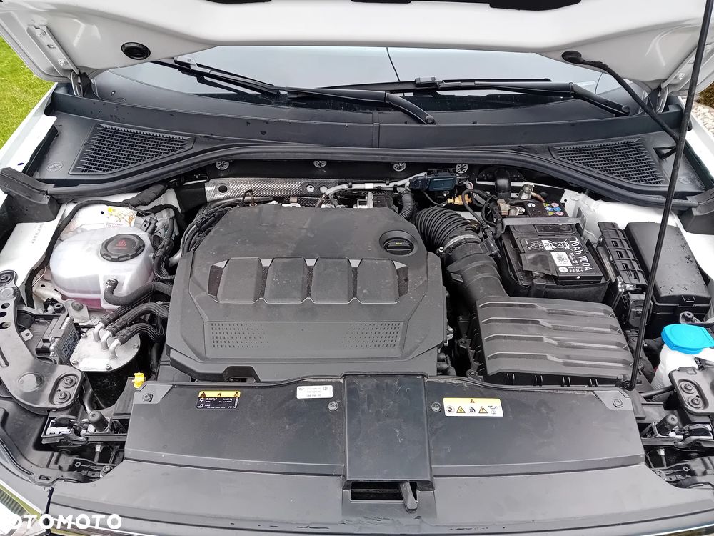 Volkswagen T-Roc 2.0 TDI SCR DSG GOAL - 18