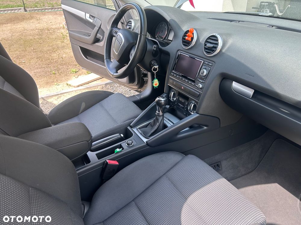 Audi A3 Sportback - 8