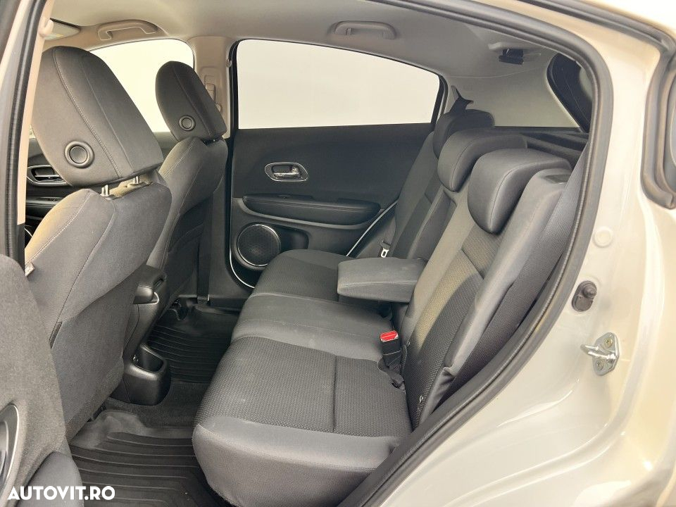 Honda HR-V - 8