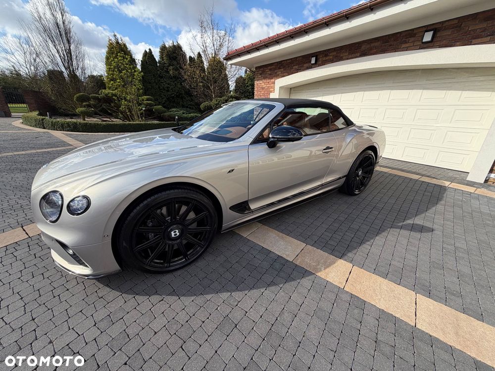 Bentley Continental GT - 11