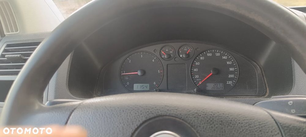 Volkswagen Transporter - 8