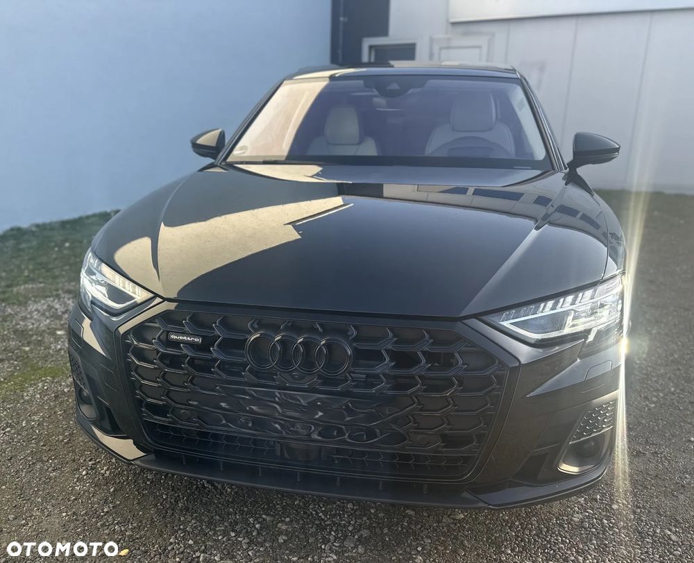 Audi A8 - 3