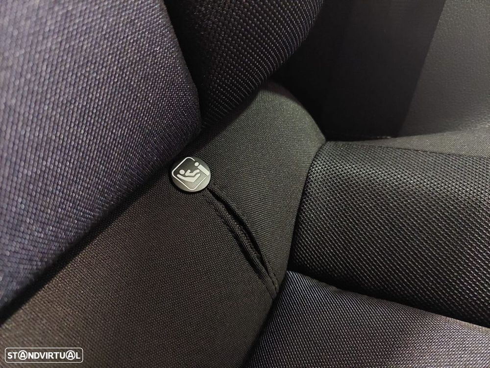 SEAT Arona 1.0 TSI FR - 37