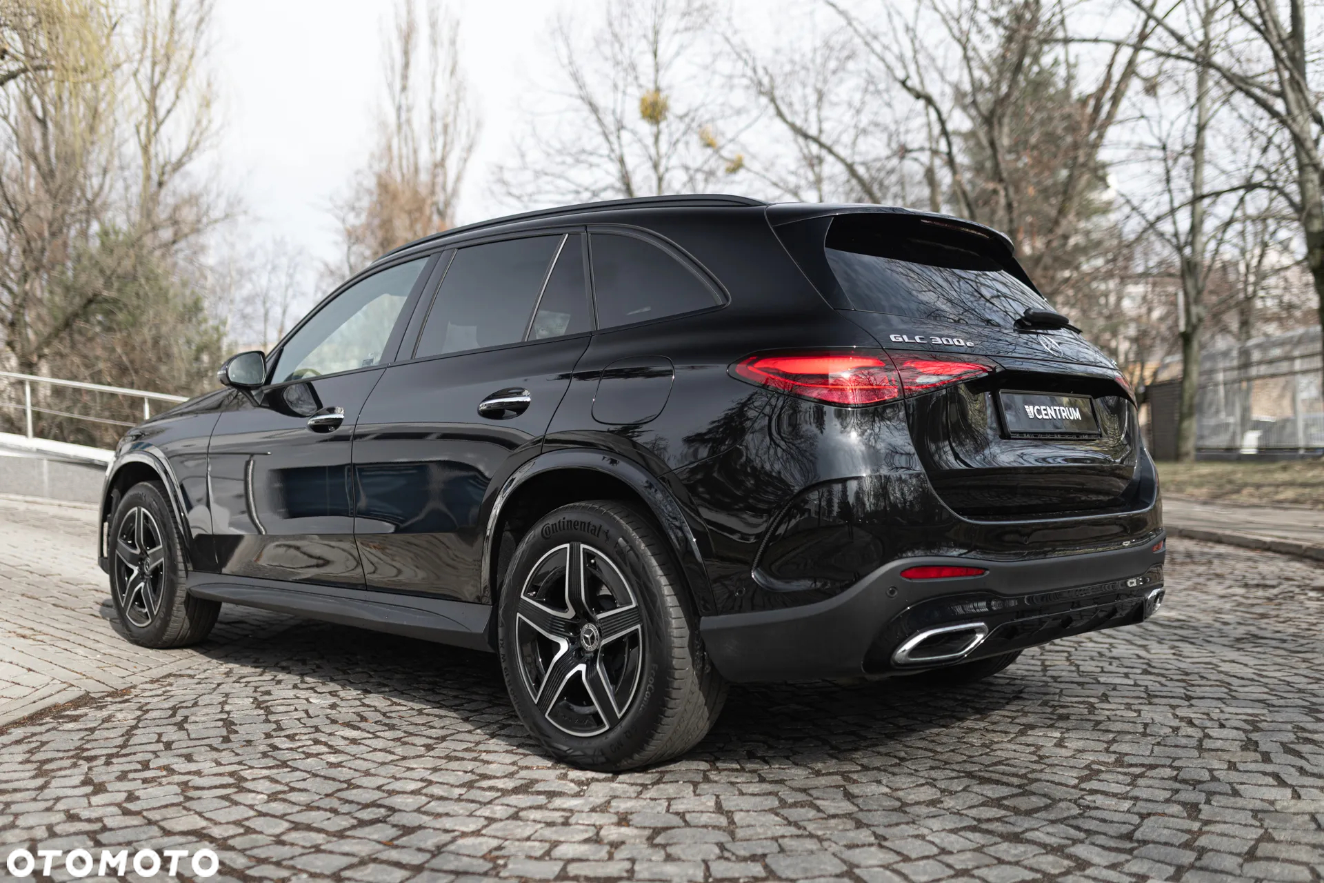Mercedes-Benz GLC 300 e 4-Matic AMG Line - 13
