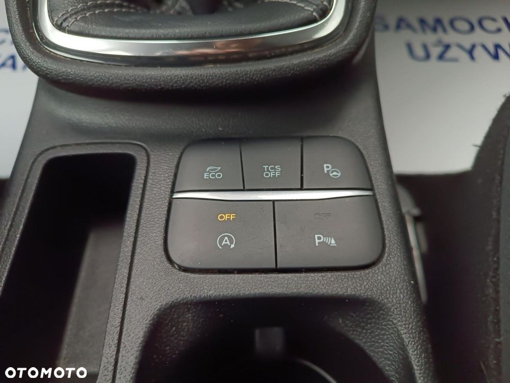 Ford Fiesta 1.0 EcoBoost Titanium ASS - 25