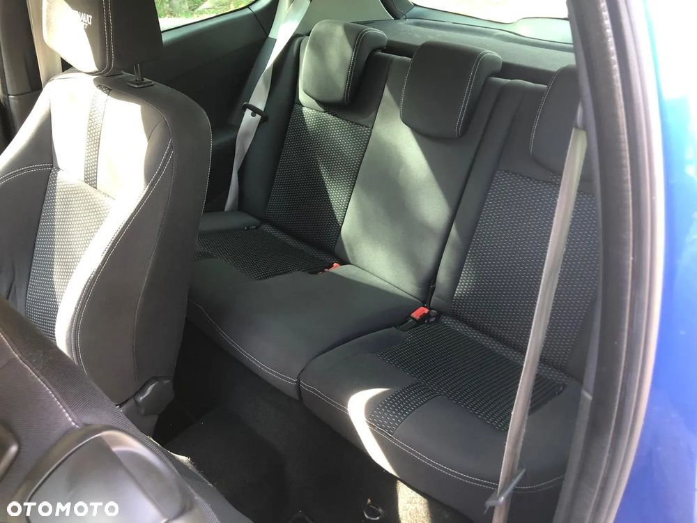 Renault Clio 2.0 16V Sport - 15