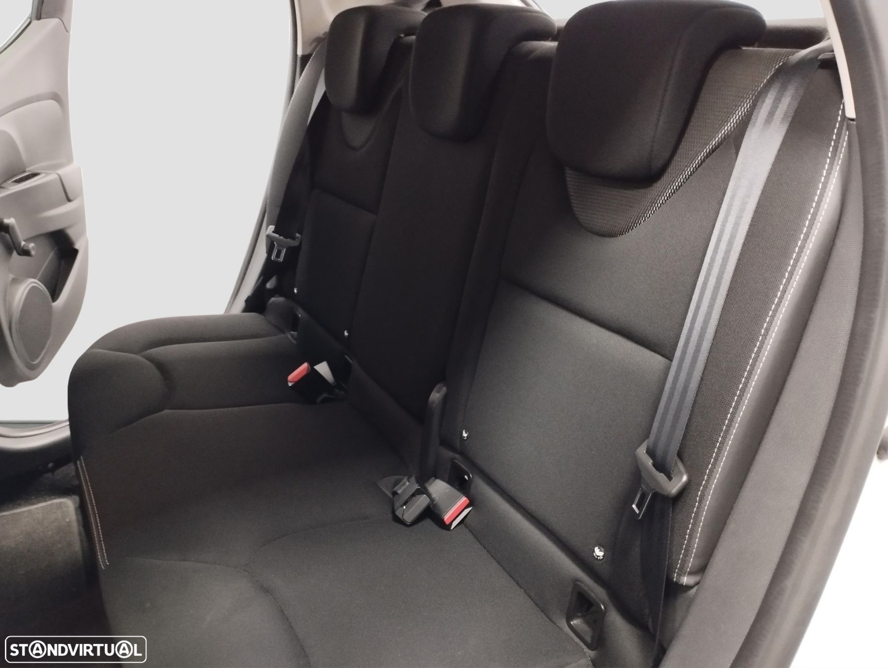 Renault Clio 0.9 TCe Limited - 10