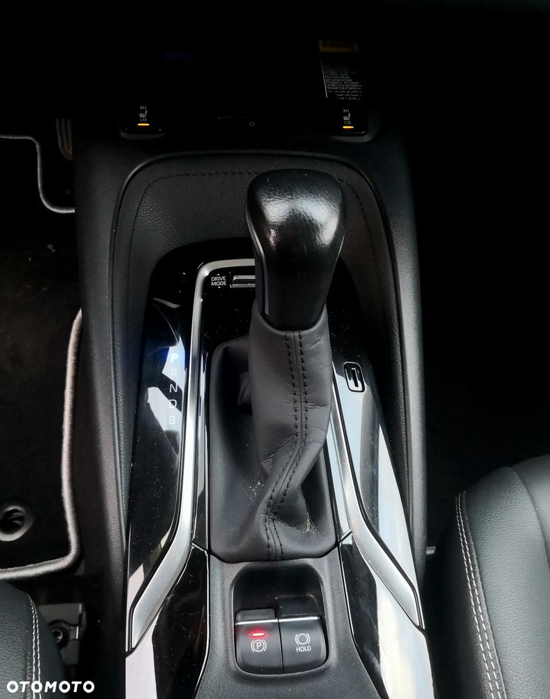 Toyota Corolla 1.8 Hybrid Executive - 17