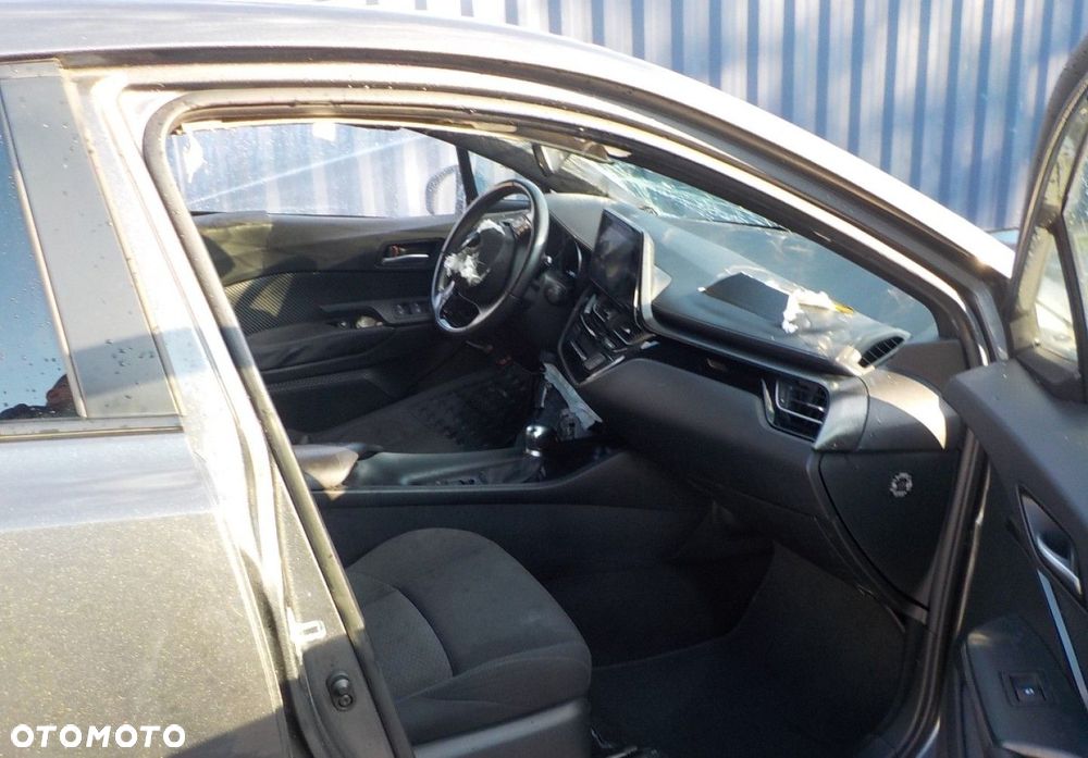 Toyota C-HR - 20