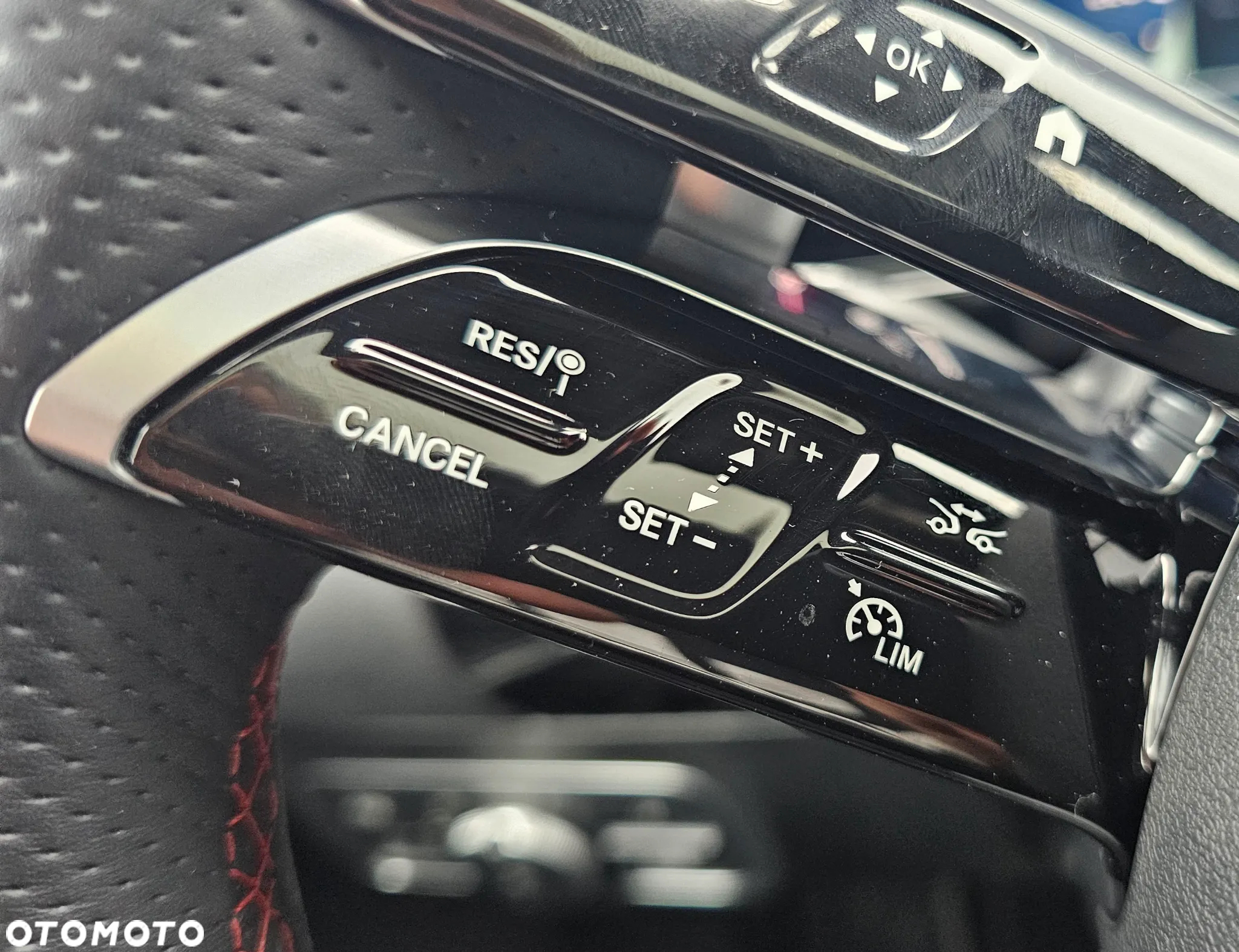 Mercedes-Benz GLA 250 e PHEV AMG Line 8G-DCT - 34