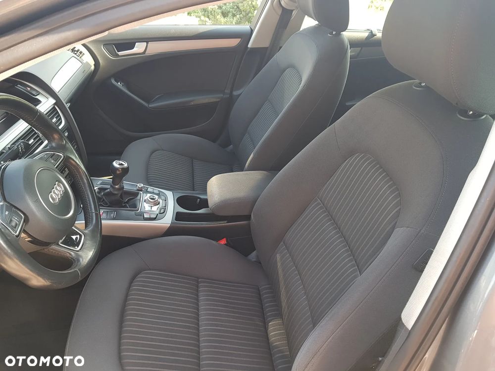 Audi A4 Avant 2.0 TDI DPF quattro Attraction - 17