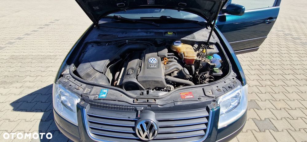 Volkswagen Passat 1.6 Basis - 5