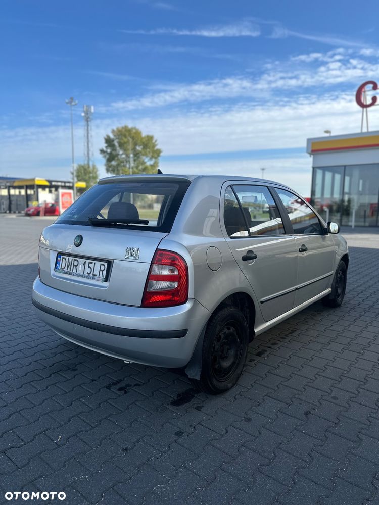 Skoda Fabia 2000 photo 3