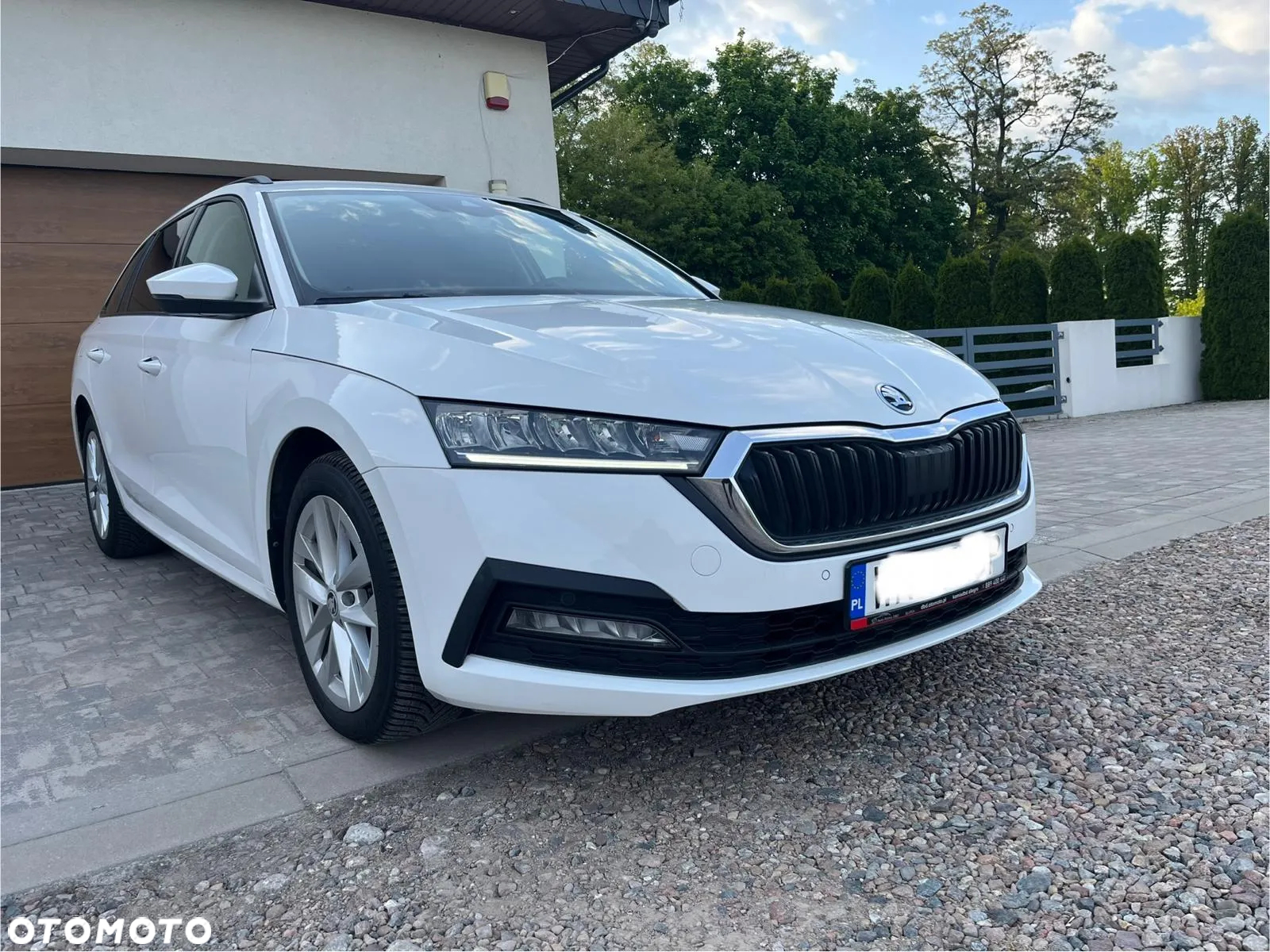 Skoda Octavia 2.0 TDI Ambition DSG - 2