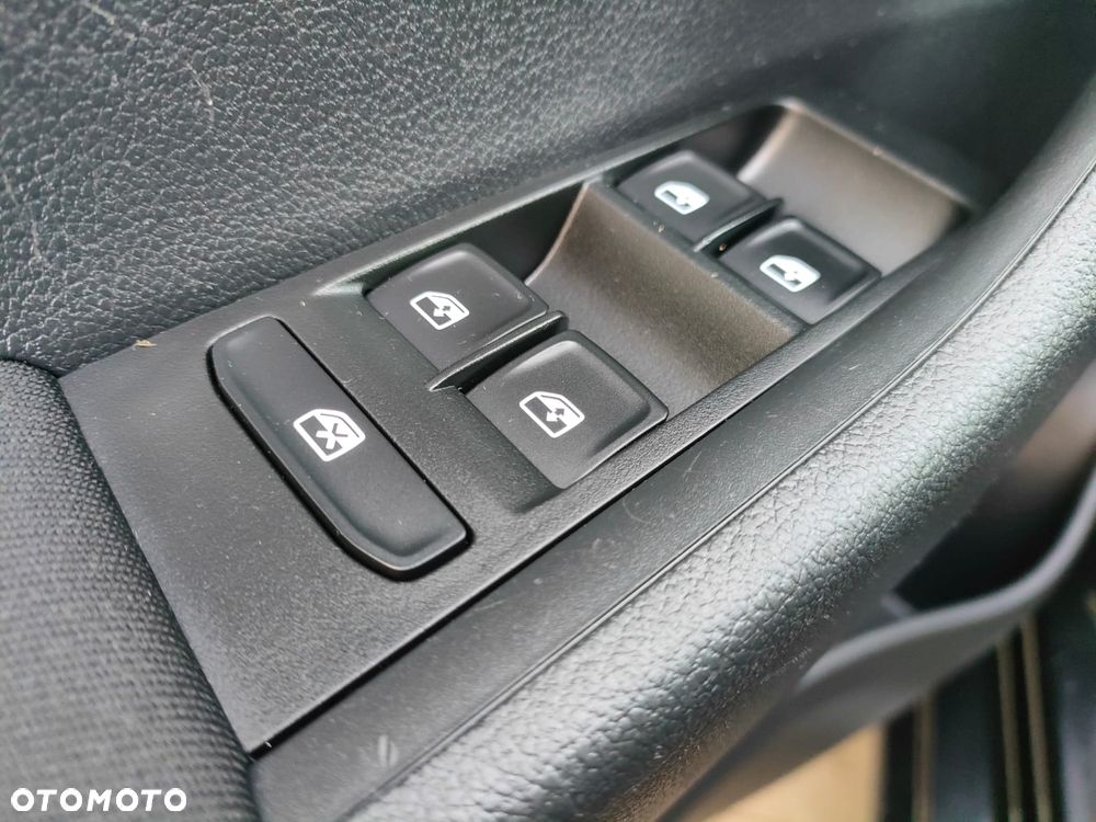 Skoda Fabia - 24