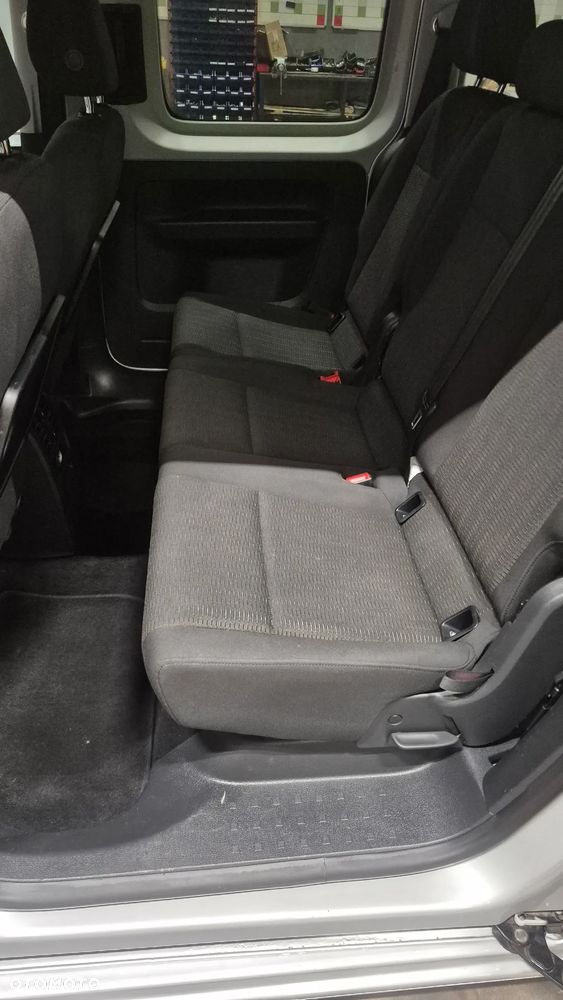 Volkswagen Caddy 2.0 TDI Highline - 9