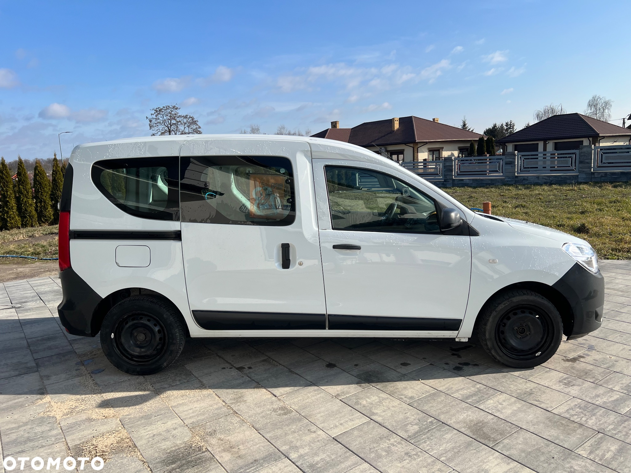 Dacia Dokker 1.6 SCe Ambiance - 4
