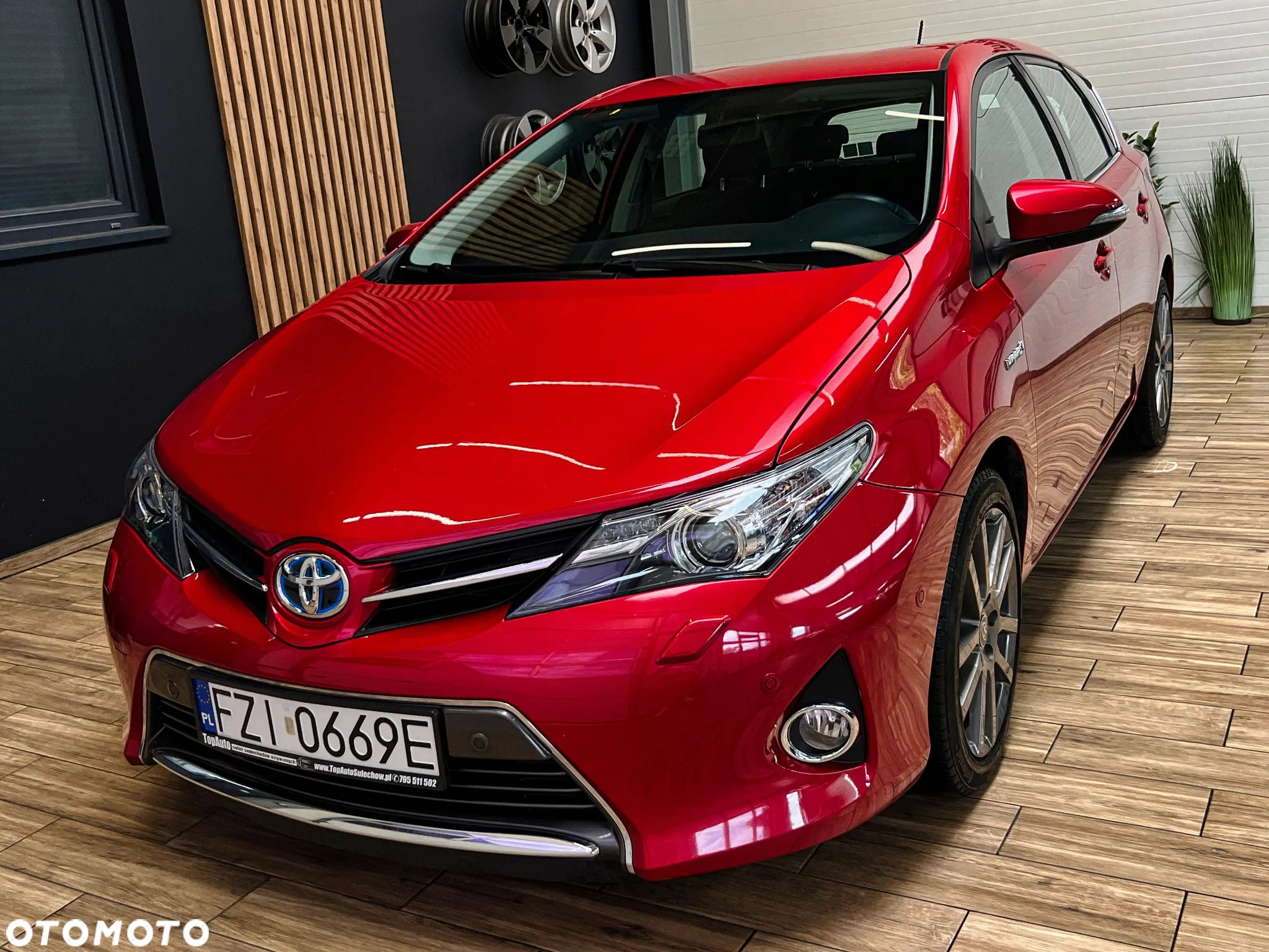 Toyota Auris 1.8 HSD Prestige NAVI - 13