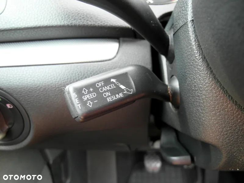 Volkswagen Sharan 2.0 TDI BlueMotion Technology Comfortline - 32