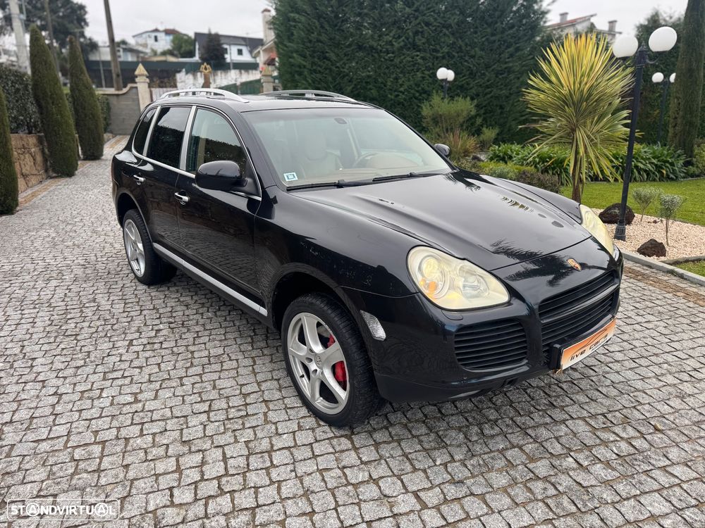 Porsche Cayenne Turbo - 15