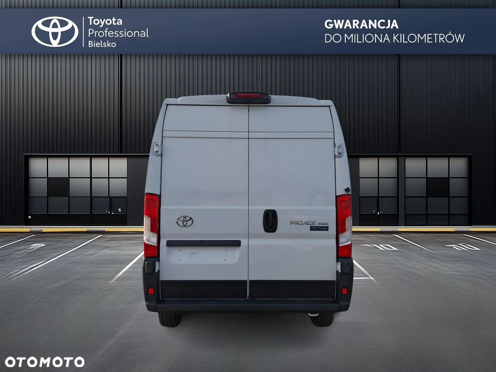 Toyota Proace Max brygadowy 6-osobowy - 7