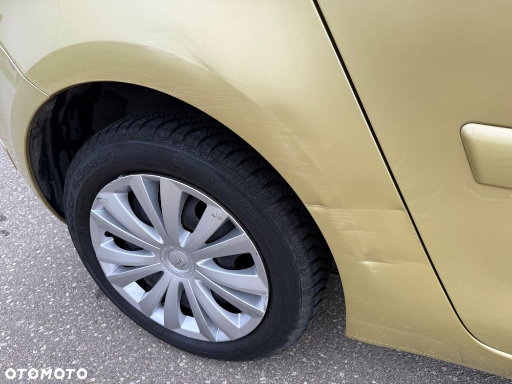 Citroën C4 Picasso 1.8i Impress Pack - 24