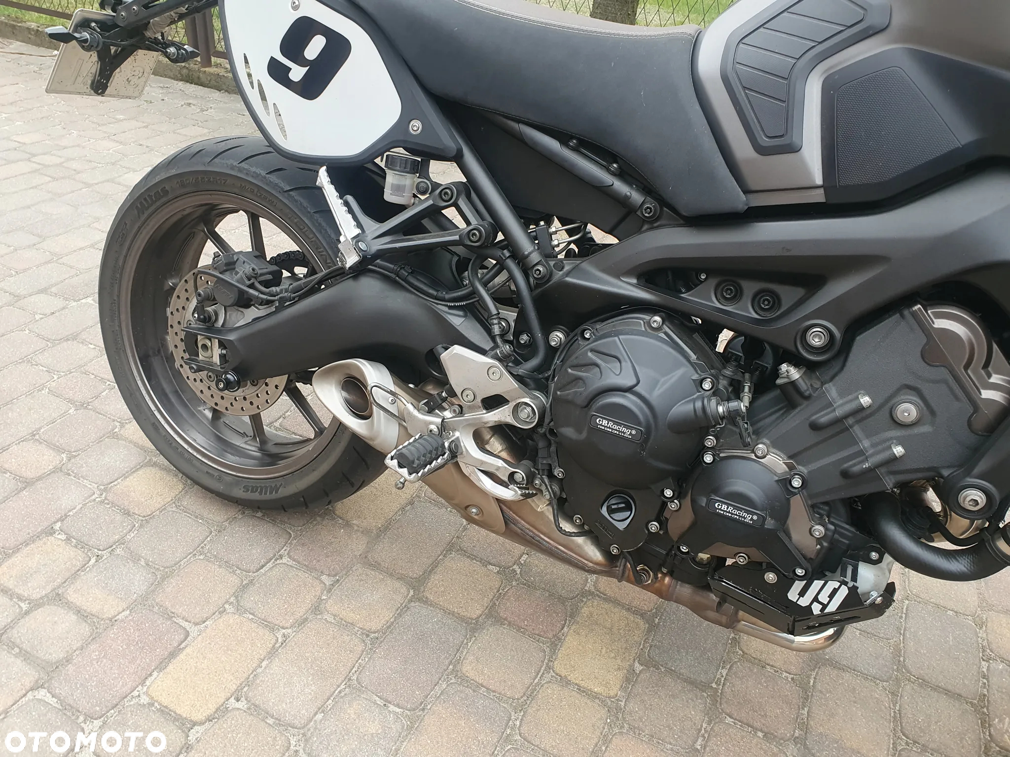 Yamaha MT - 9