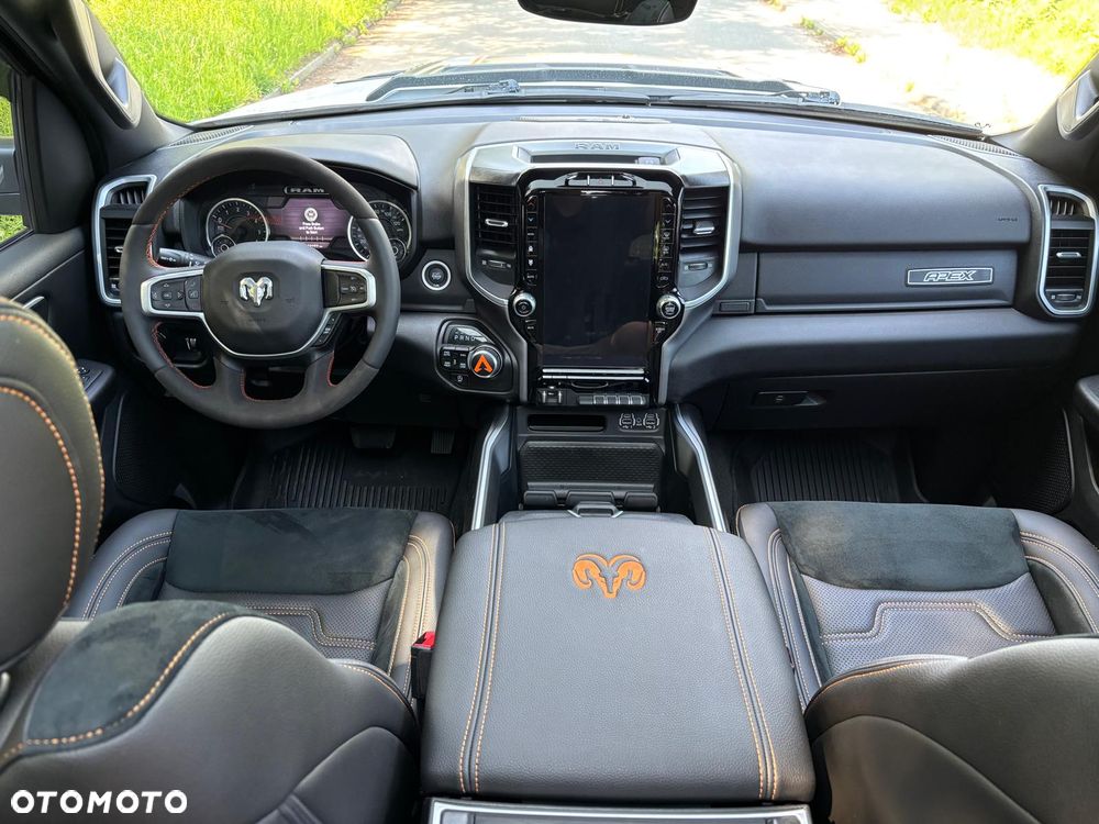 Dodge RAM - 29