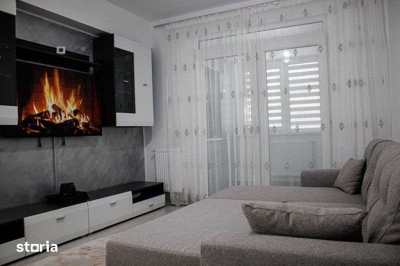 Apartament de inchiriat, 2 camere tip studio etaj 5/7 cu balcon — fotografia 1